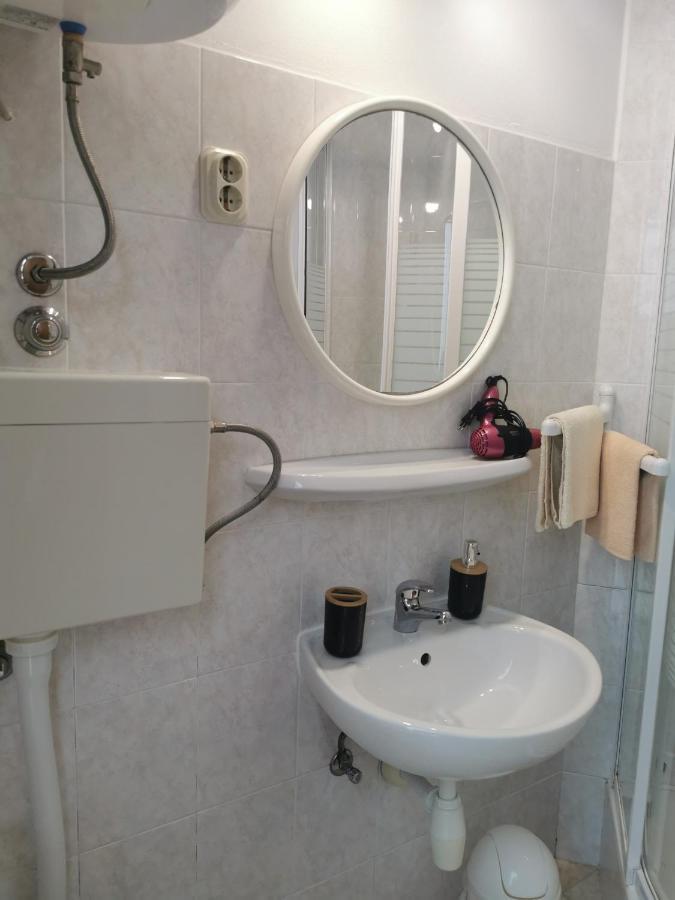 Apartman Tudor Kuzma Hvar Buitenkant foto