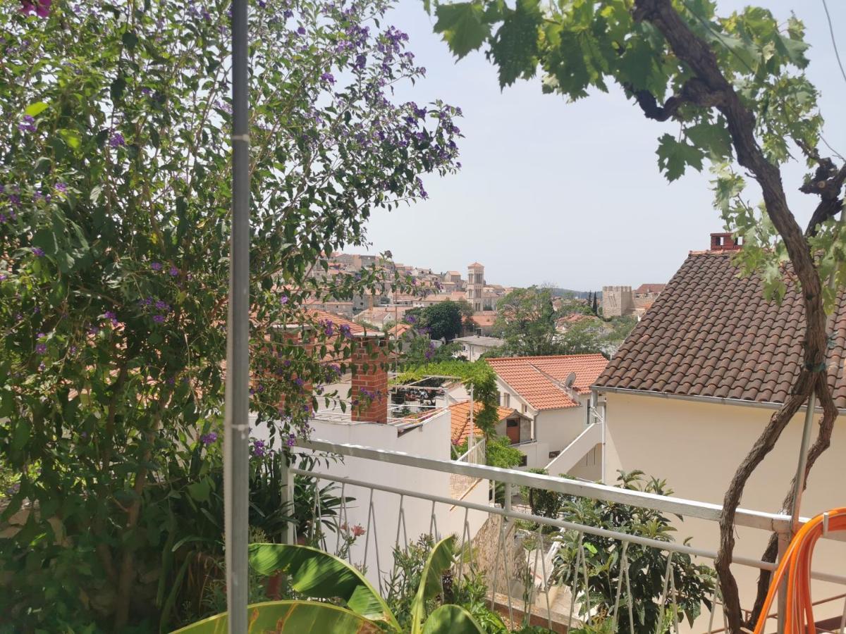 Apartman Tudor Kuzma Hvar Buitenkant foto