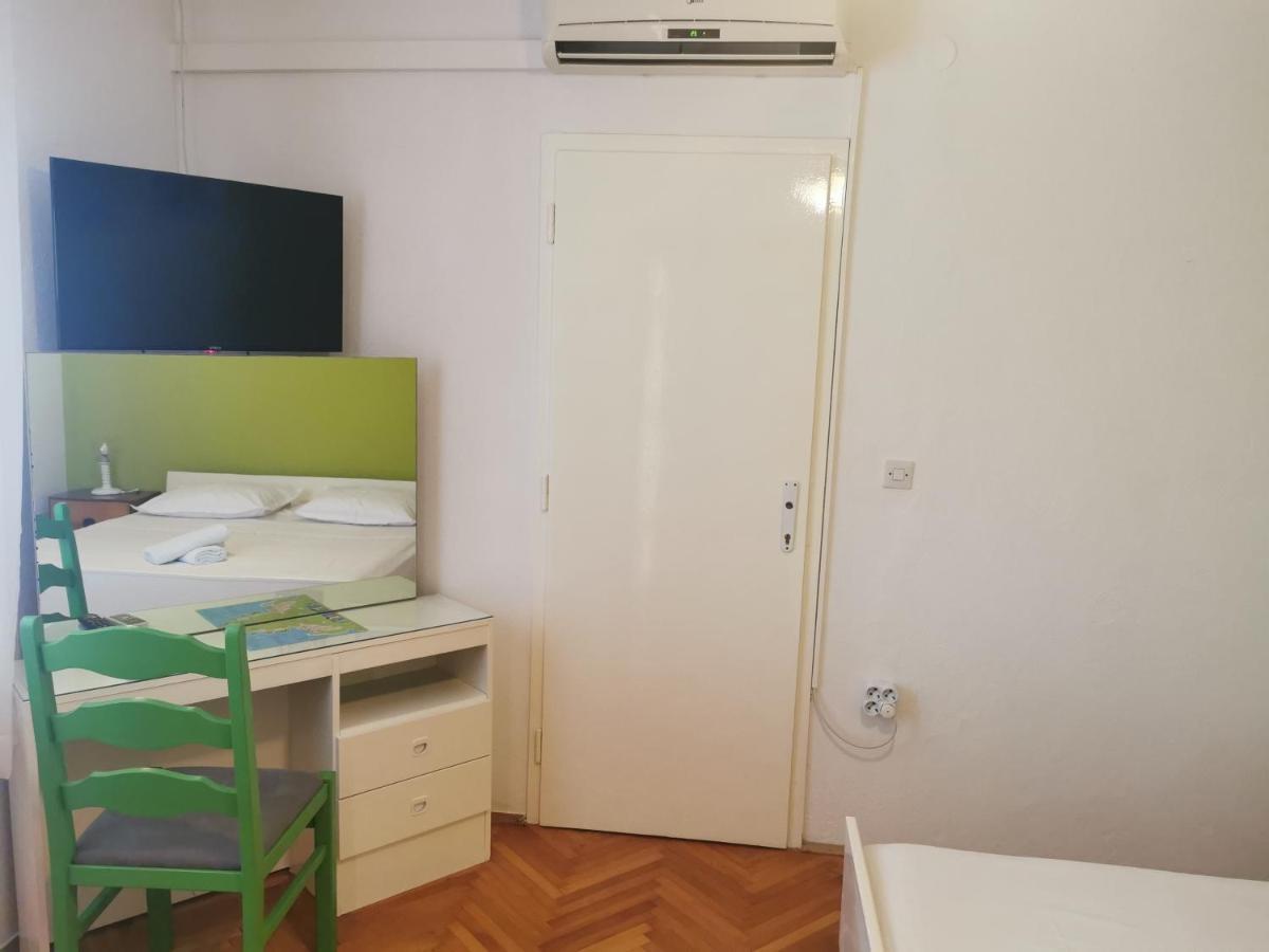 Apartman Tudor Kuzma Hvar Buitenkant foto